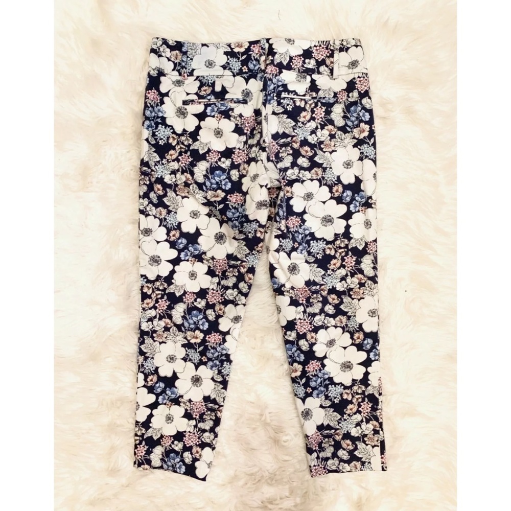 ANN TAYLOR Floral Skinny Crop Pants - Picture 2 of 3